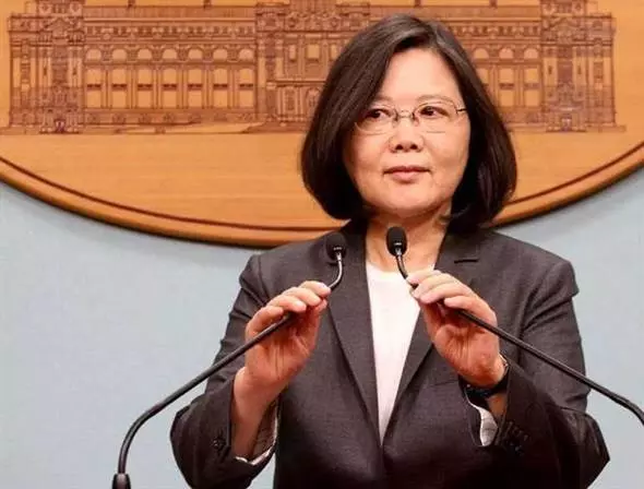 總統交辦!行政院證實「發放補助400億」不發消費券 「3萬以下低薪族可受惠」卻被網友嗆翻