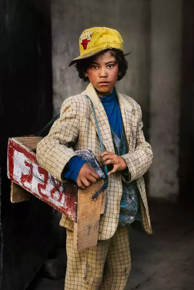 他記錄人們最真實的一面,讓我們了解世界各角落不同的生活