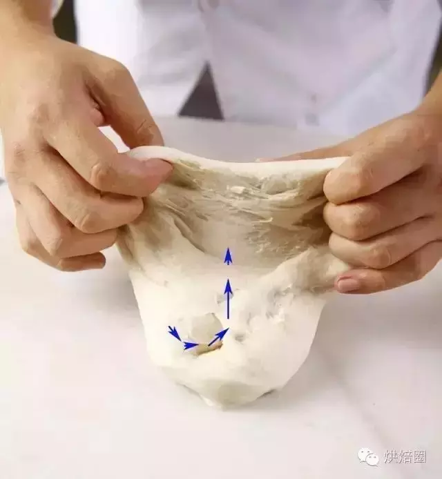 手工揉面快速出膜又不累的方法!關鍵在這幾個揉面技巧上……