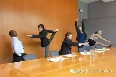 人「猝死」前的2大徵兆你一定要知道 ! 分享出去,救人無數!