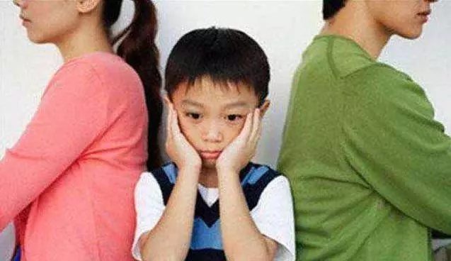 父母常做的這10件事,會毀掉孩子的自信,希望你一件也沒做過