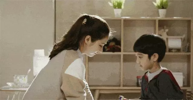 父母常做的這10件事,會毀掉孩子的自信,希望你一件也沒做過