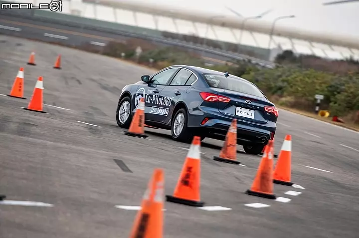 Ford Focus 全新第四代車型快閃測試,頂級競爭力建構銷售實力!