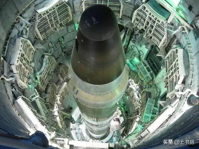 西方:俄羅斯只會抱著核彈威脅全世界 俄:是美國和北約逼我的!