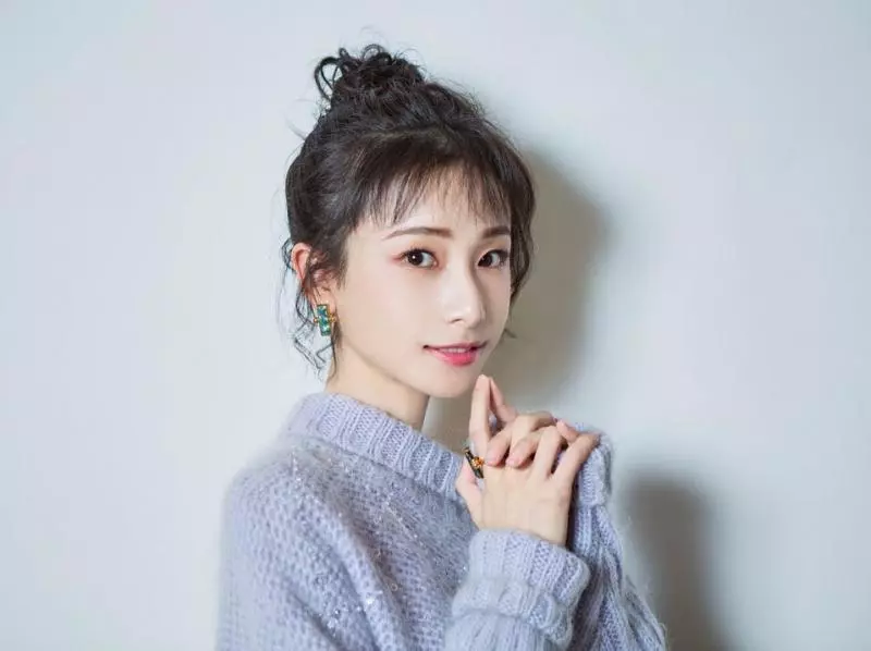 《延禧攻略》明玉55KG被嫌胖!如今瘦成皮包骨, 一轉身背上的骨頭嚇壞觀眾!網民: 比魯豫還誇張!
