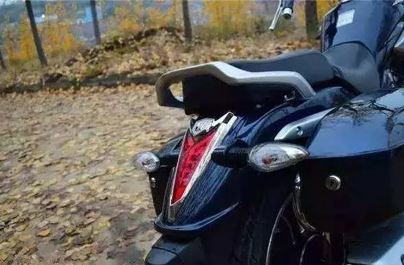 太子車迷福音,這款TR150售價不到一萬元,油耗更低至1.75L!