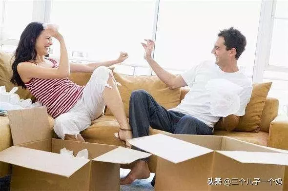 我和小姑子同時坐月子,婆婆跑去小姑子家,三年後我對她感激涕零