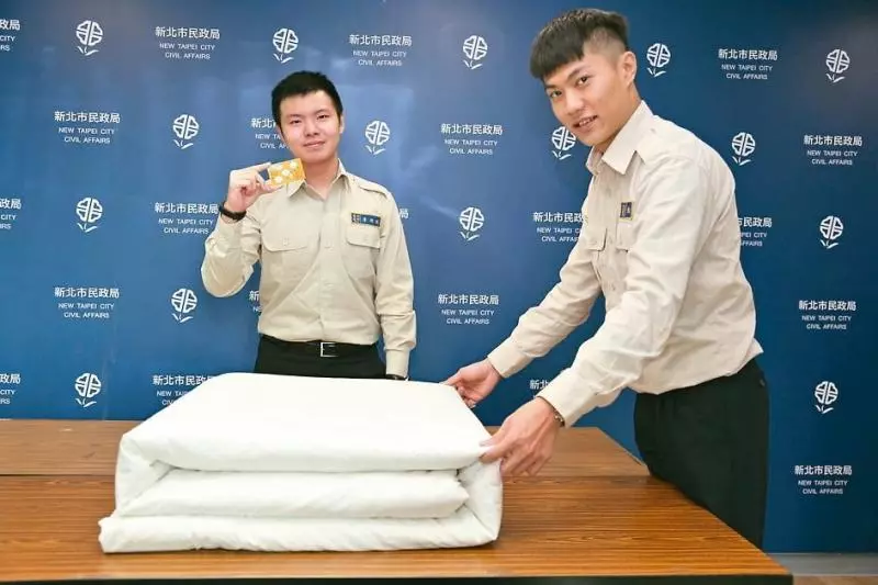 30+當過兵都知道「舊式電話卡=軍中神器」 只有正港男人才秒懂
