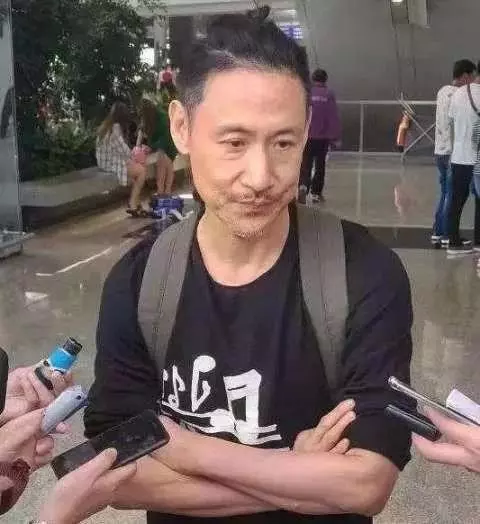 妻子有嚴重潔癖令人抓狂,為何「張學友」卻沒離婚?他坦言:曾經想過要離婚!…