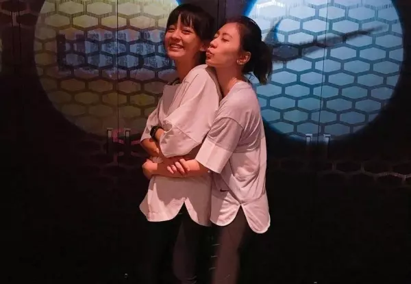 陳意涵懷孕9月「肚子還是平的」只胖3公斤!賈靜雯雙手一抱驚呼:到底藏哪去了...
