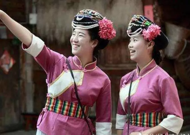 中國一個「奇特」的民族,男不婚女不嫁,居然用這種方式生育後代!