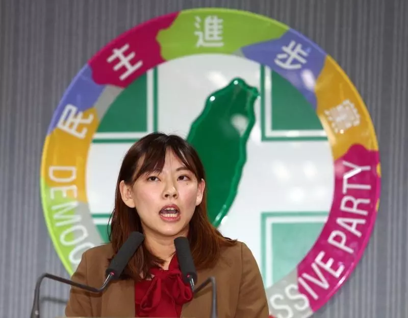 綠批藍兩岸論述「昧於現實自說自話」