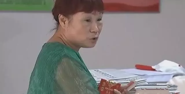 女子剛出生被抱養,40年後找到親生母親,生母:我女兒早死了