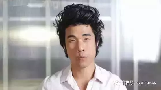 科學研究每天睡「6小時和8小時」的區別,才不過5天,每天睡6小時的「臉部變化」嚇傻眾人