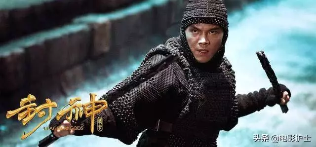 投資5億力捧兒子,誇口票房超星爺,向太尷尬了,李連杰也帶不動