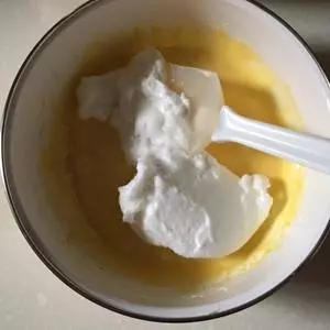 教你學做原味戚風蛋糕,真的很好吃哦