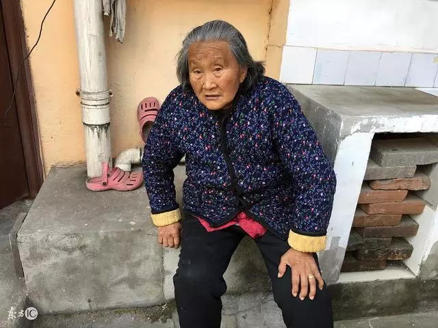「你媽和你二選一」 我只好把媽媽趕出家門,看完讓人心酸啊