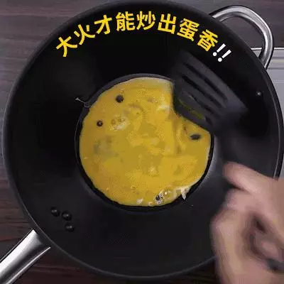偷學五星大廚炒飯秘訣 教你做出粒粒分明的Q彈蛋炒飯~