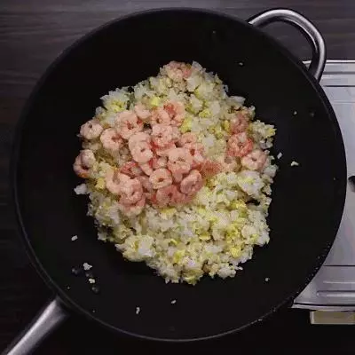 偷學五星大廚炒飯秘訣 教你做出粒粒分明的Q彈蛋炒飯~