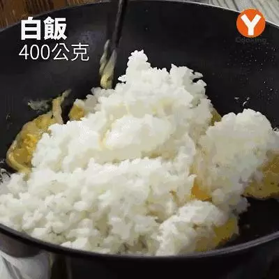偷學五星大廚炒飯秘訣 教你做出粒粒分明的Q彈蛋炒飯~