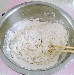 烙大餅的家常做法,看著就好吃哦