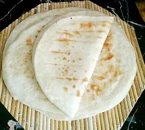 烙大餅的家常做法,看著就好吃哦
