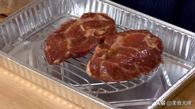 豬肉最好吃的做法,肉質軟嫩,越嚼越香,老公兒子每天吃都不膩