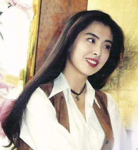一代女神張敏50歲素顏近照爆出 網友驚嘆:這是誰