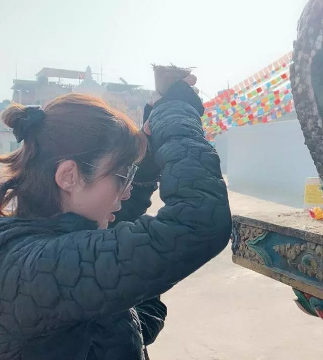 一代女神張敏50歲素顏近照爆出 網友驚嘆:這是誰