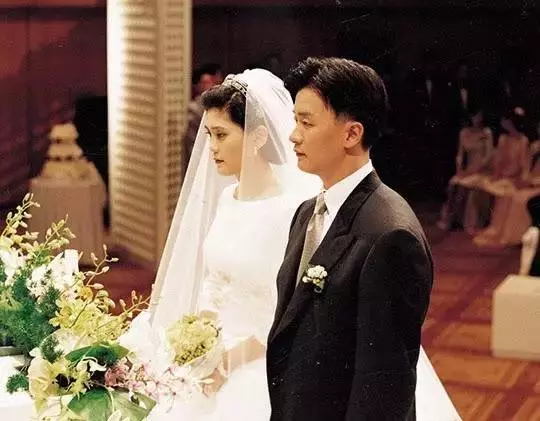 三星總栽女兒嫁保全,丈夫卻二度自殺!要求70億離婚,婚姻不幸,她還是把人生活得優雅亮麗!