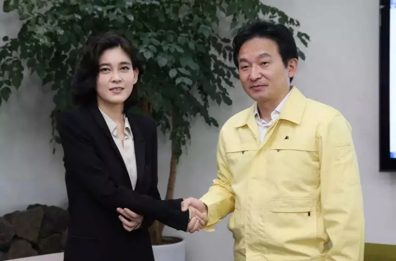 三星總栽女兒嫁保全,丈夫卻二度自殺!要求70億離婚,婚姻不幸,她還是把人生活得優雅亮麗!