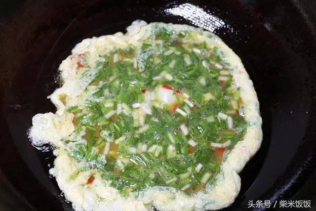 雞蛋最好吃的炒法,加入這兩樣,香了好幾倍!
