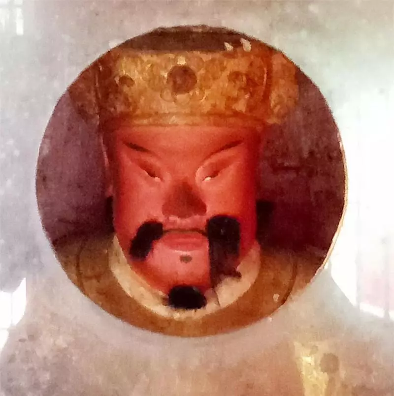霹靂太平:太歲爺「顯靈了」?神像會長鬍鬚,外來信徒登島膜拜!