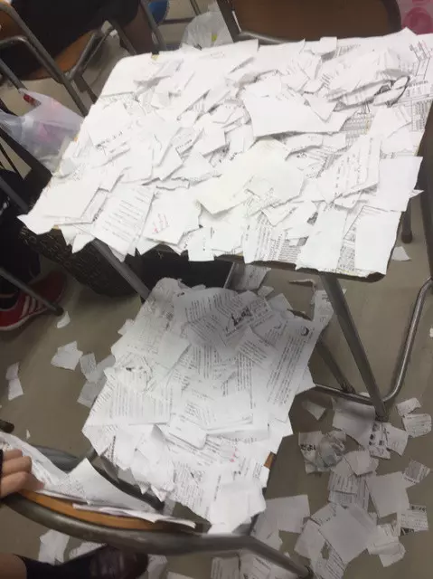 老師手機被偷,女孩為表清白上吊自殺!留遺言給父母,讓人心痛不已