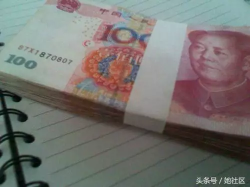 同學有難我借他一萬,母親生病我讓他還錢,他的回覆讓我淚流滿面