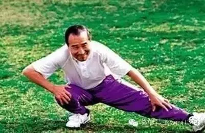 50歲後護好一雙腿,輕輕鬆鬆過百歲!每天做做「這套動作」,7個步驟,腿不老,人長壽!