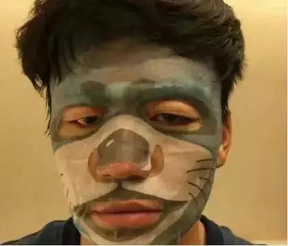 男星也愛敷面膜:鄧倫搞笑,林更新泥石流,分分鐘想扯掉王俊凱的