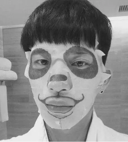 男星也愛敷面膜:鄧倫搞笑,林更新泥石流,分分鐘想扯掉王俊凱的