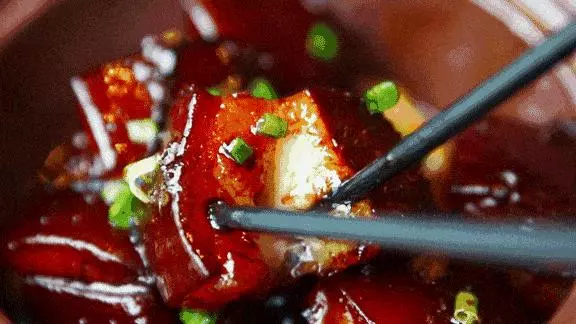 好吃|光紅燒肉的汁,就可以拌一大碗米飯