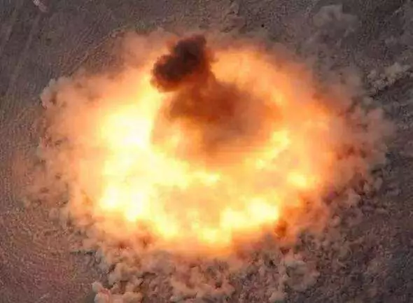 轟-6K投下中國版「炸彈之母」引印度空軍做一個決定:造105個機庫