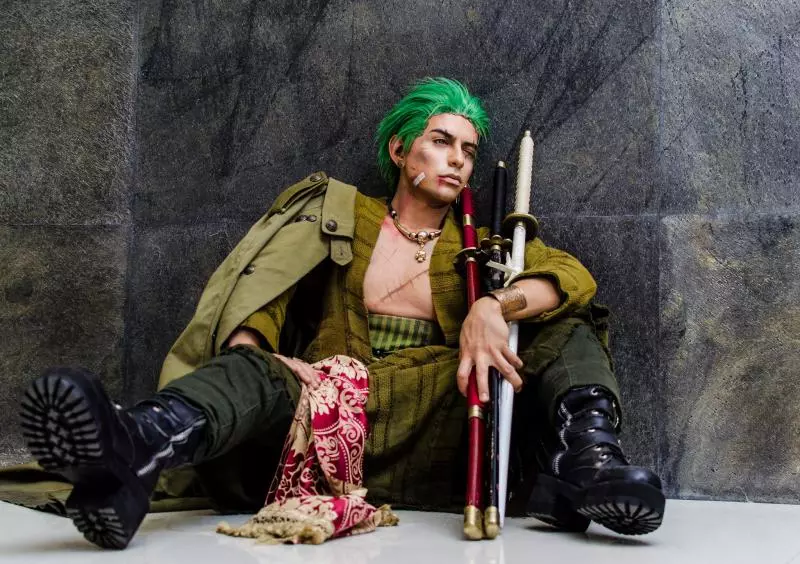 他曾是cosplay世界大賽冠軍,這次他挑戰海賊王裡的「鷹眼」密佛格,讓網友大呼根本神還原