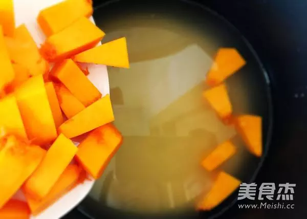 四款最適合冬季喝的粥 今天你喝粥了嗎?
