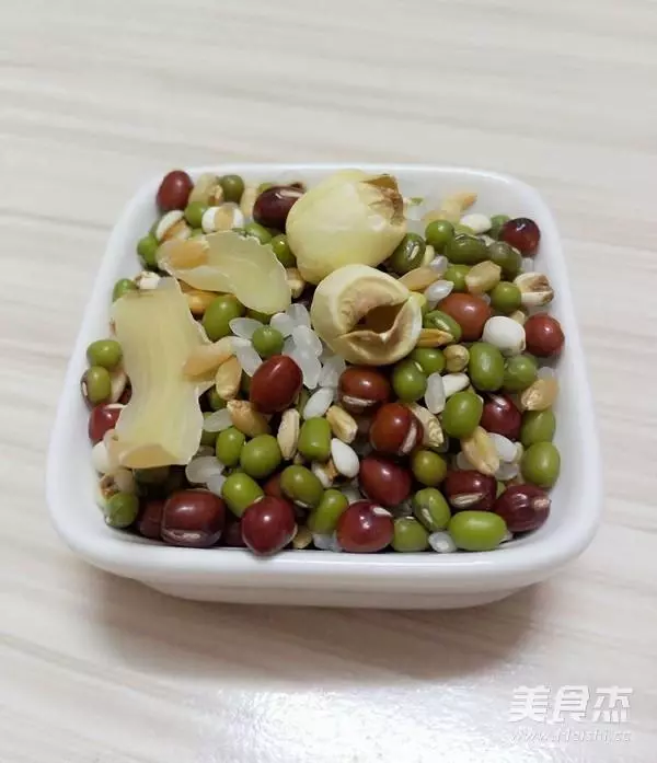 四款最適合冬季喝的粥 今天你喝粥了嗎?
