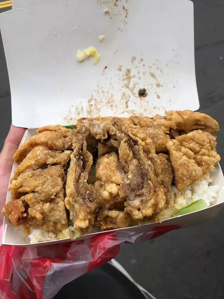 雞排便當塞爆只賣85!學生從小吃到結婚 菩薩闆娘:大家吃飽,只賺5元也值