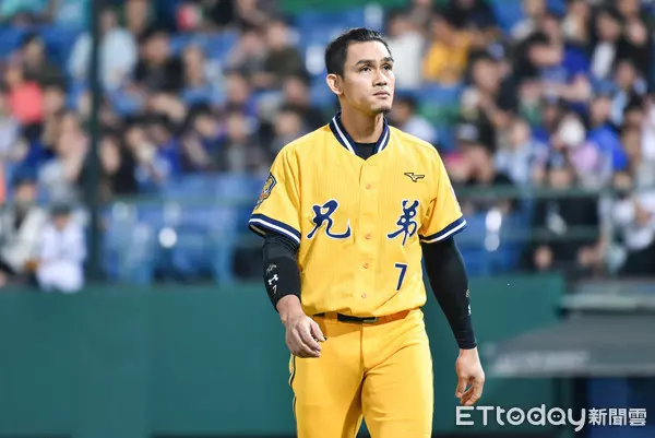 中職/張志豪今年躋身50萬俱樂部 拚百轟千安百盜第7人