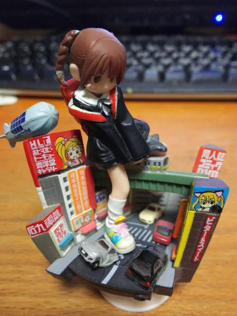 心碎!老外特地去秋葉原朝聖「巨大少女雕像」 到了現場直接夢想破滅