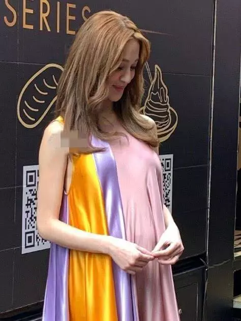 陳凱琳懷孕6個月出席活動,身材纖細氣色好,原來孕媽也能這麼美