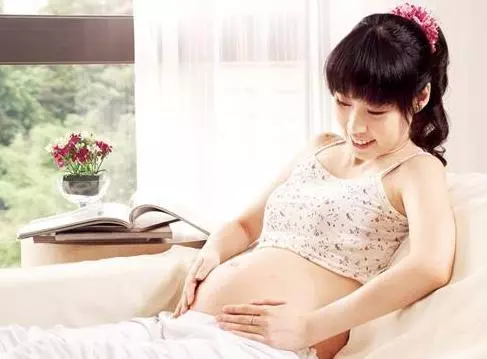小姑子結婚,婆婆卻要我給10萬元紅包,我回她:孩子還要不要