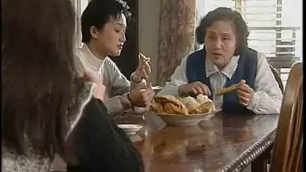 生下女兒後,婆婆總給我吃剩飯,緣由竟是當初彩禮要得多
