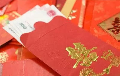 小姑子出嫁,婆婆讓我給兩萬「改口費」,我說:不用改,隨便叫